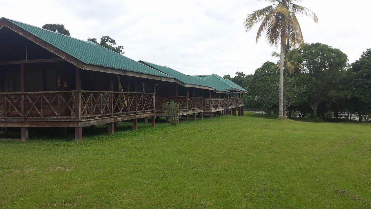 Iwokrama River Lodge Makari Exteriör bild